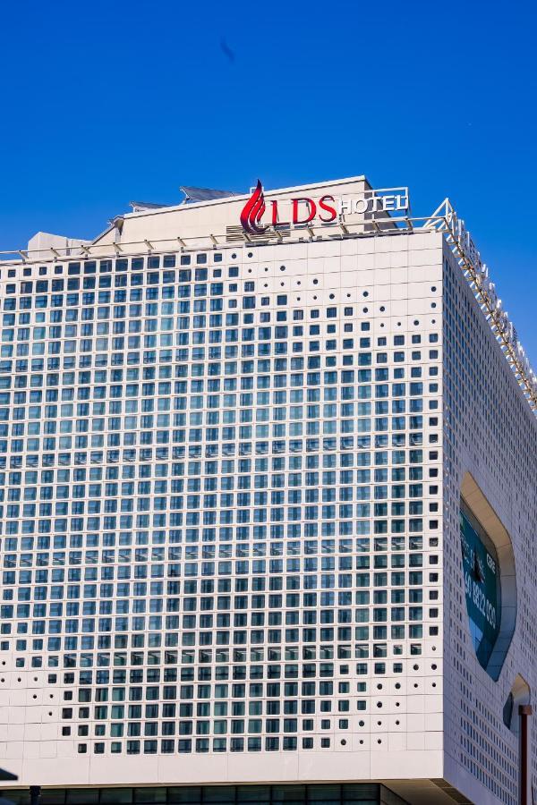 Lds Hotel ベオグラード エクステリア 写真